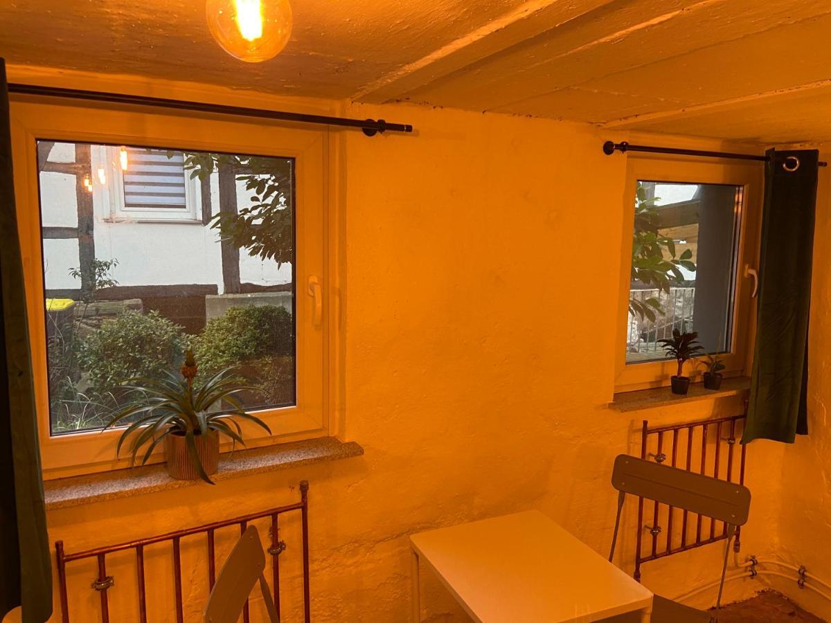 Art Boutique Budget Apartment Im Hinterhof Menden Altstadt Exterior foto